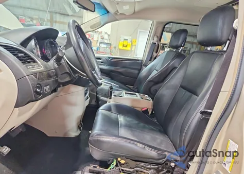 2013 Chrysler Town & Country Touring из США, поврежденный, VIN 2C4RC1BG2DR721768